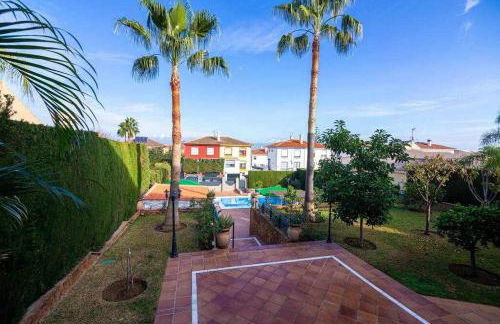 lujosa villa en Alhaurin de la Torre 7 dormitorios - Photo 19