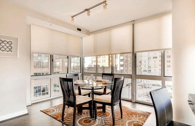 Bluebird Suites in Reston - Photo 20