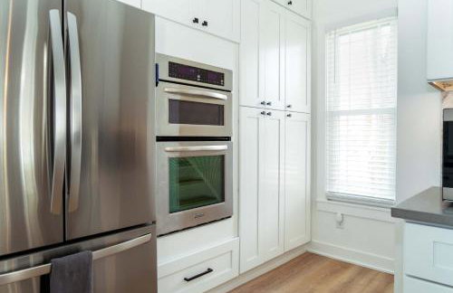 Chic 3 BDR Williams Bay Retreat with Fire pit for 8 - Foto 13