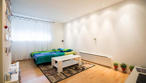 eazZynight Center Apartment - Foto 3