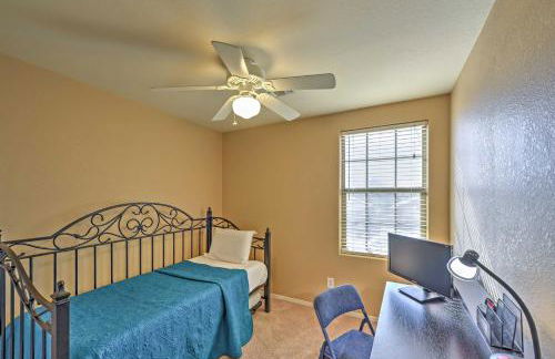 Inviting Surprise Home with Private Pool Near Golf! - Foto 16