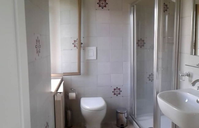 Family Villa, Pool and Country Side Views, Italy - Foto 8