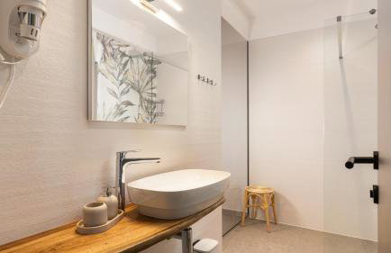 Villa Lucilla by Villas Guide - Photo 43