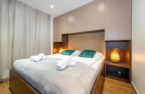 Villa Royal Green Two - Photo 69