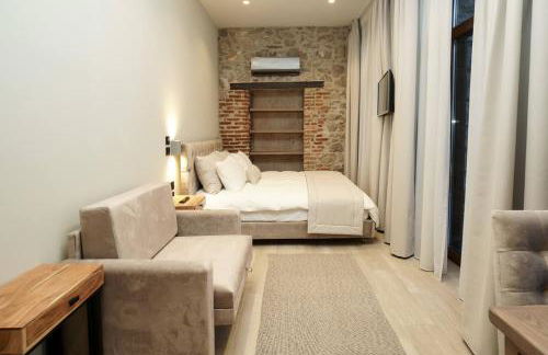 MONOPATI HOUSE - Photo 26