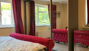 The Luxe 2BR Specious Bungalow - Garden & Parking - Foto 5