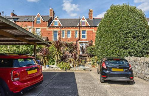 Traditional 3-Bed Property in Pontcanna with Parking - Foto 47