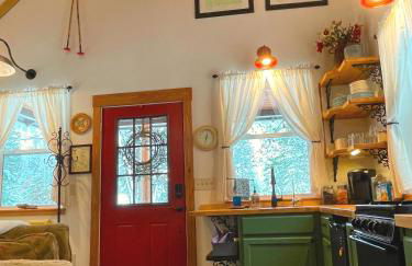 Kataluma Inn, Sandpoint, Idaho - Entire Cozy Cabin, Pet Friendly - Photo 31