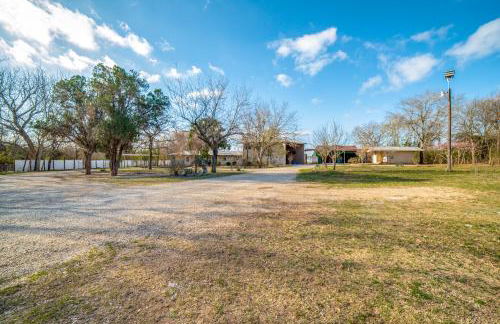 5 BDRM Home on 2 Acres Mins To Wineries Private Heated Pool and Hot Tub - Foto 22