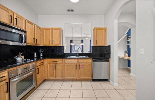 3 Bedrooms 25 Bathrooms Regal Oaks 5716 Dd - Foto 21