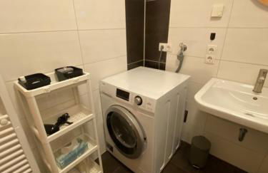 Groß, modern, vollausgestattet, gemütlich mit Küche und Parkplatz für Urlaub oder Business - Foto 24