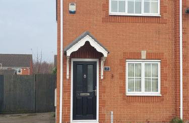 Elegant 2 Bedroom Entire House - Foto 16