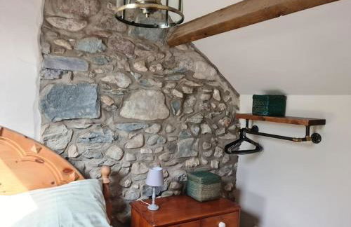 Horseshoe Cottage historic gem near Snowdonia. - Photo 14