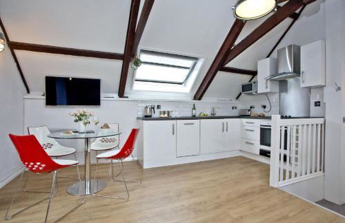 Anchor Cottage, Strete, Dartmouth - 1 Pet Accepted - Free WiFi & Parking - Foto 9