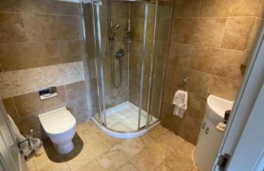 Fernside Annex - Photo 2