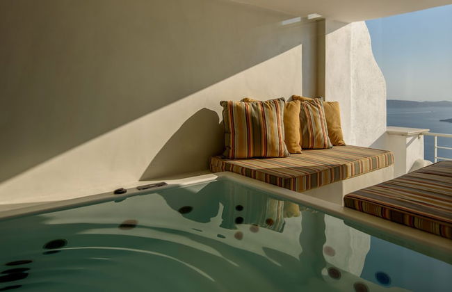 Nefeles Luxury Suites - Photo 28