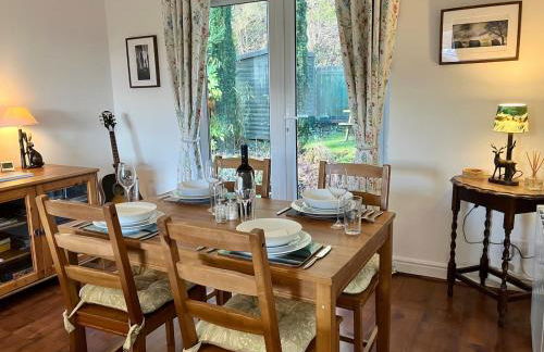 Cosy Karibu cottage with stunning canal views - Foto 36