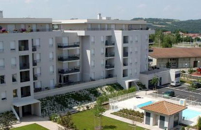 Modern 1 Bdr + Balcony + Free Parking + AC + Pool - Foto 21