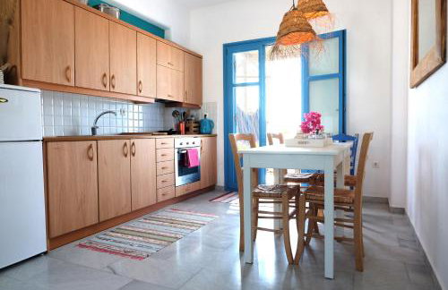 Paros Book'Inn - Photo 4