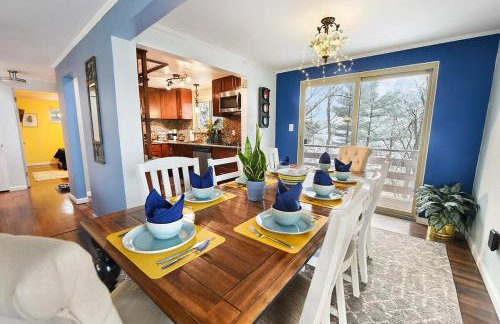 Secluded Hilltop Hideaway - Hot Tub! Two Living Rooms! - Foto 1