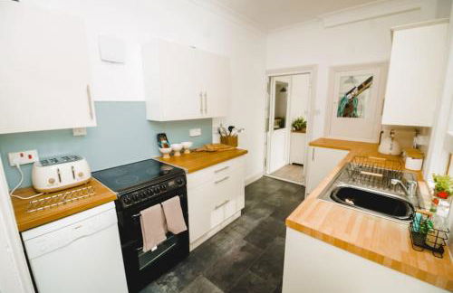 Sea View Beachfront House - Photo 12