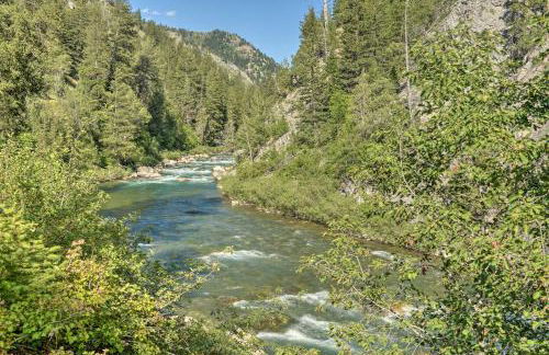 Alpine Adventures Cozy Log Cabin with Deck and Views! - Foto 35