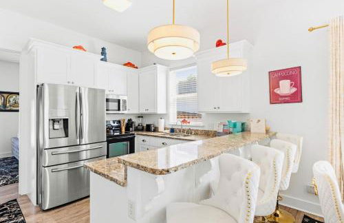 Lion of the Beach - Photo 35