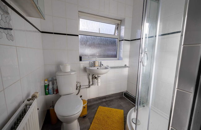 Beautiful 2-bed Apartment in Dartford - Foto 10