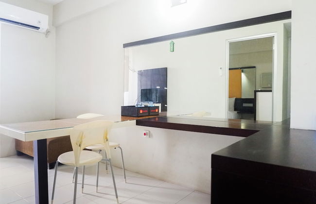 Pool View 2BR at Dian Regency Apartment - Foto 11