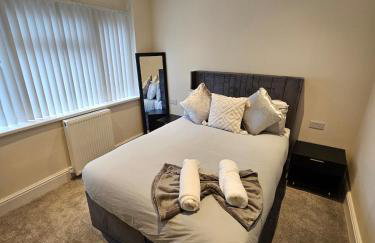 The Rocky Luxe - 4 Bedrooms - Parking - Sleeps 8 - Foto 41