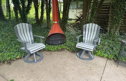 All the Waters Retro Home on Lake Michigan- Your Own PRIVATE BEACH - Foto 8