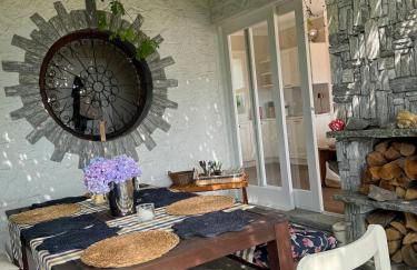 Artsy Italian lake retreat with stunning views! - Foto 47