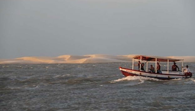 Balade en bateau à Raposa