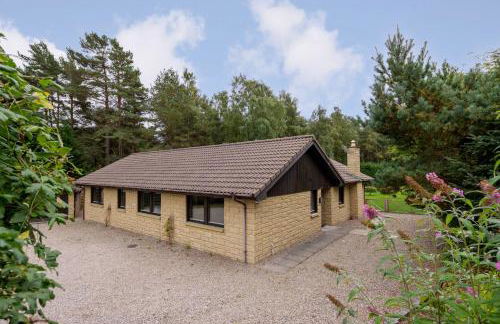 Ballater Bungalow - 4 bed - Beautiful Garden - Foto 5