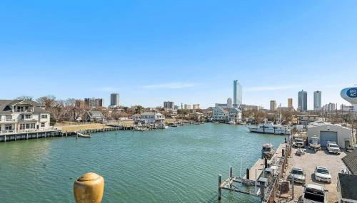 DO with AC Awesome Waterfront Marina Home - Foto 2