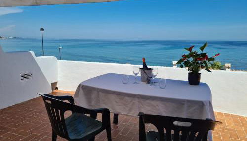 Apartamentos Gamba 5 pax con terraza frente al mar - Foto 2