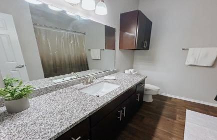 Pool View Escape - Near Shops & Dining - Foto 8