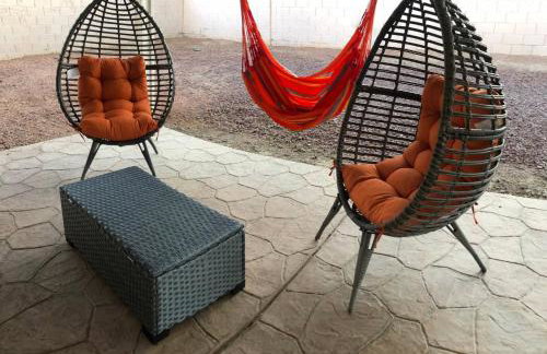 Arcade game room, 2 king beds, ev chargers - Foto 10