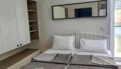 Apartmani Terminal - Foto 3, Habitación