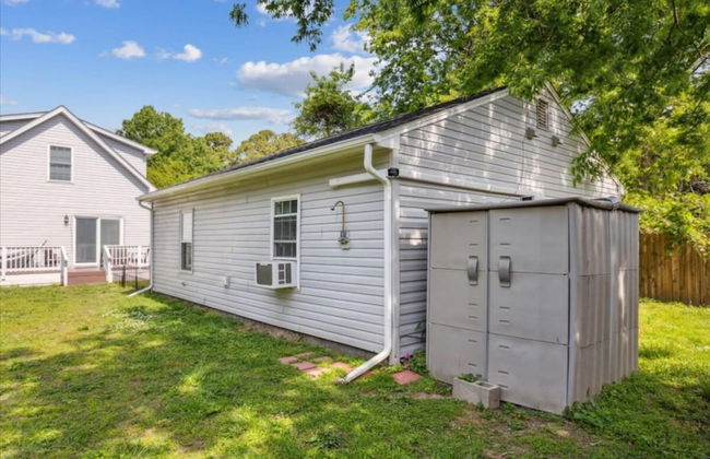 Buckroe Getaway- Walk to Beach dog Friendly - Foto 13