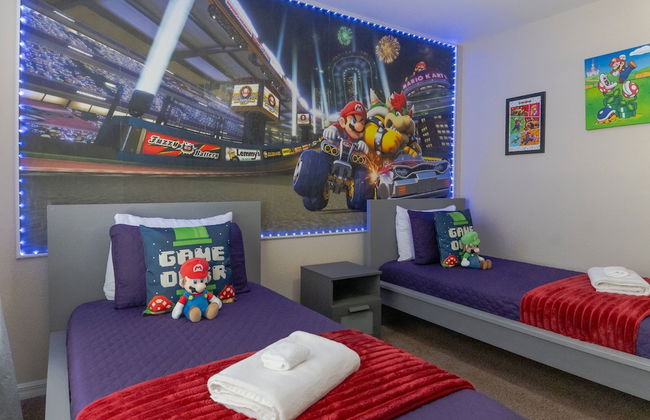 Charming Townhouse Near Disney - Photo 29