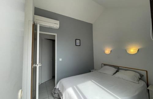 CANNES Appartement Duplex Piscine VUE Mer WIFI PARKING CLIM - Foto 16