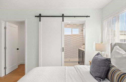 Quintessential SoCal indoor outdoor living with POOL - Foto 8