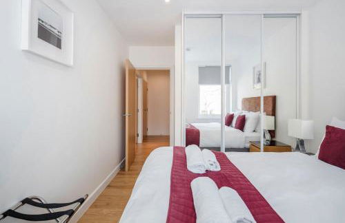 Roomspace Serviced Apartments - Swan House - Photo 8