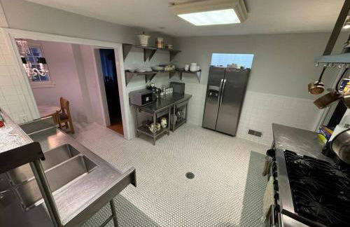 Serene Stay - Stylish House Close to NYC - Foto 8