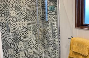 The Hut in the Orchard @ Yorecroft - Photo 14