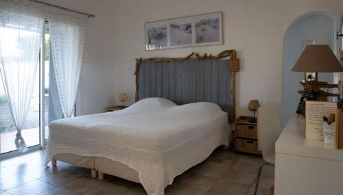 Mas des Oliviers, maison avec piscine privative et chauffée, 3 animaux acceptés LOCAMARGUE - Foto 3