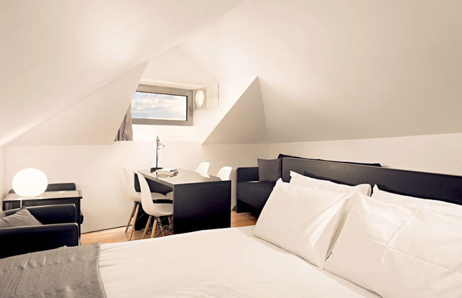 Cathedral Design Apartments - Photo 8