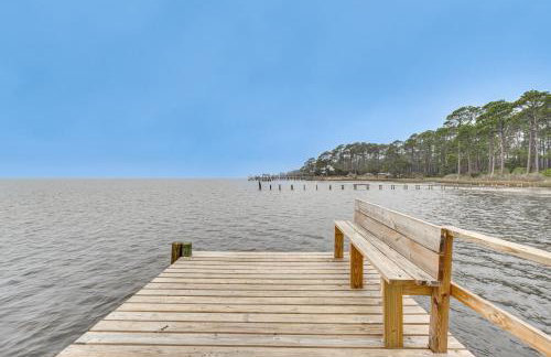 Carrabelle Retreat with Boat Dock and Views of Gulf! - Foto 34