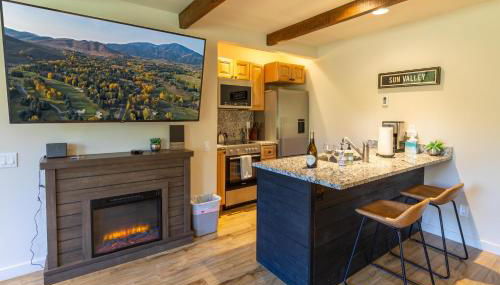 Sun Valley Atelier Condo in Perfect Location - Photo 2